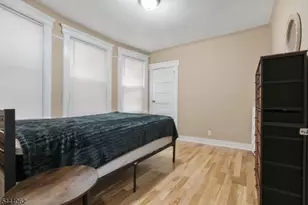 197 Hollywood Ave, East Orange, NJ 07018 - Photo 23