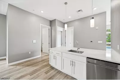 271 Millburn Ave #2B, Millburn, NJ 07041 - Photo 7