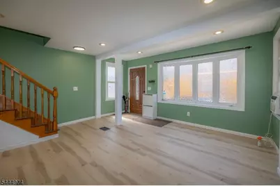 907 Bond St, Elizabeth, NJ 07201 - Photo 3