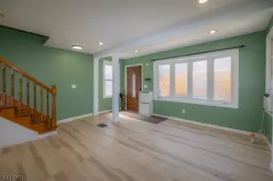 907 Bond St, Elizabeth, NJ 07201 - Photo 3