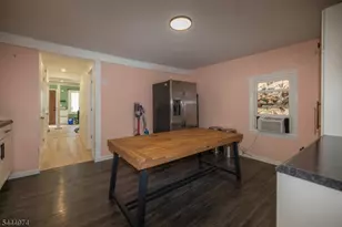 907 Bond St, Elizabeth, NJ 07201 - Photo 9