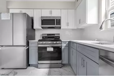 533 S 10th St, Newark, NJ 07103 - Photo 3