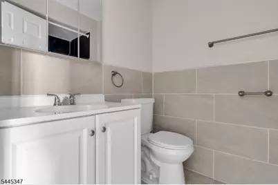 533 S 10th St, Newark, NJ 07103 - Photo 17
