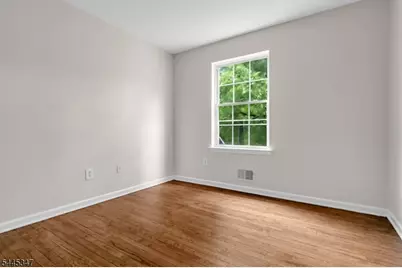 533 S 10th St, Newark, NJ 07103 - Photo 13