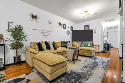 533 S 10th St, Newark, NJ 07103 - Photo 35