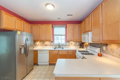 44 Brock Ln, Mount Olive, NJ 07840 - Photo 13