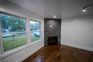 51 Greenwich Dr, Bergenfield, NJ 07621 - Photo 11