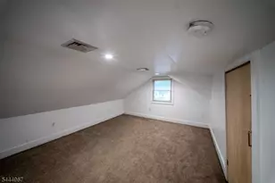 51 Greenwich Dr, Bergenfield, NJ 07621 - Photo 25