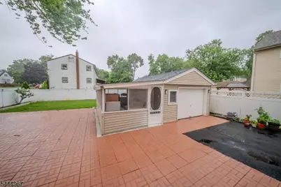 51 Greenwich Dr, Bergenfield, NJ 07621 - Photo 27