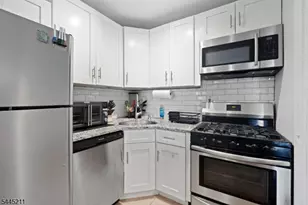 285 Aycrigg Ave, Passaic, NJ 07055 - Photo 9