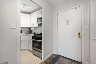 285 Aycrigg Ave, Passaic, NJ 07055 - Photo 5