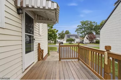 421 1st St, Middlesex, NJ 08846 - Photo 21