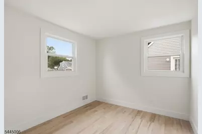 421 1st St, Middlesex, NJ 08846 - Photo 13
