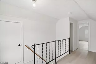 421 1st St, Middlesex, NJ 08846 - Photo 15