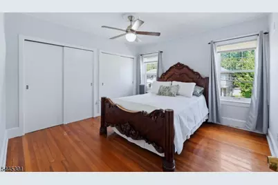 56 Essex Ave, Maplewood, NJ 07040 - Photo 17