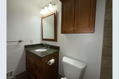 1047 Cambridge Court #1047, Mahwah, NJ 07430 - Photo 15