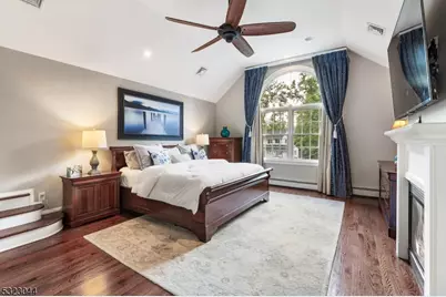 881 Village Green, Westfield, NJ 07090 - Photo 19