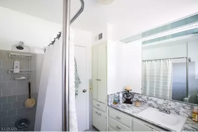 118 Diamond Bridge Ave #1, Hawthorne, NJ 07506 - Photo 25