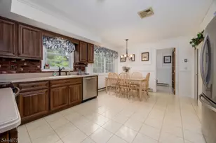31 Stratfordshire Dr, Vernon, NJ 07461 - Photo 7
