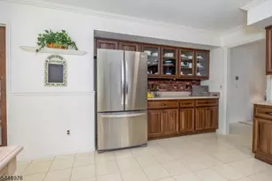 31 Stratfordshire Dr, Vernon, NJ 07461 - Photo 9