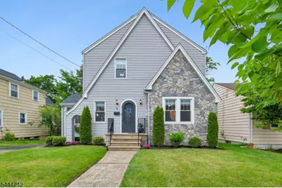 15 Westminster Ter, West Orange Township, NJ 07052 - Photo 1