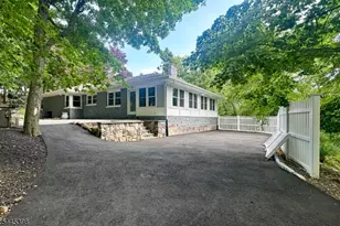 137 Omaha Ave, Rockaway Township, NJ 07866 - Photo 3