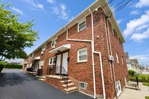 40 Stuyvesant Ave, Lyndhurst Township, NJ 07071 - Photo 1