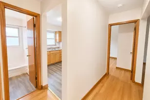 40 Stuyvesant Ave, Lyndhurst Township, NJ 07071 - Photo 5