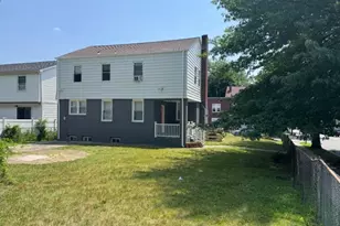 351 Ogden St, Orange, NJ 07050 - Photo 13