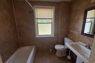 351 Ogden St, Orange, NJ 07050 - Photo 7