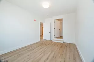 67 Martin Luther King Jr B, Newark, NJ 07104 - Photo 23