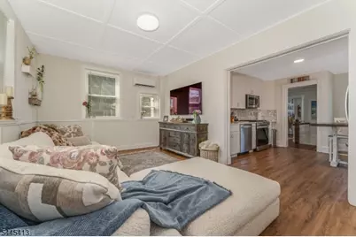 127 W Cliff St, Somerville, NJ 08876 - Photo 5