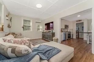 127 W Cliff St, Somerville, NJ 08876 - Photo 5