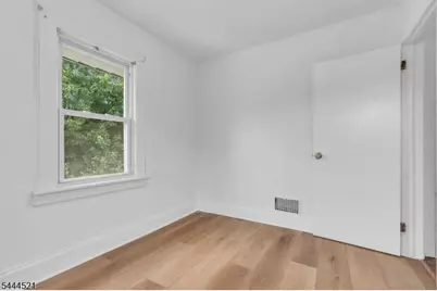 404 Elm St, Cranford Township, NJ 07016 - Photo 11