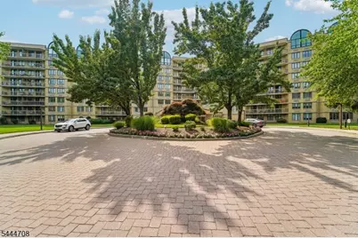 10 Smith Manor Blvd #424, West Orange Township, NJ 07052 - Photo 31