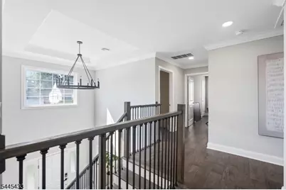 311 Martin Rd, Union Township, NJ 07083 - Photo 17
