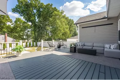 311 Martin Rd, Union Township, NJ 07083 - Photo 33