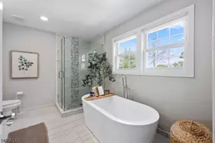 311 Martin Rd, Union Township, NJ 07083 - Photo 21
