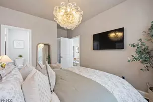 311 Martin Rd, Union Township, NJ 07083 - Photo 15
