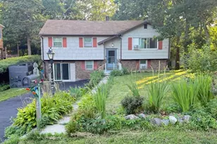 35 Lakeview Rd, Ringwood, NJ 07456 - Photo 1