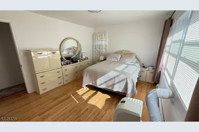 35 Lakeview Rd, Ringwood, NJ 07456 - Photo 5