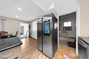 22 Norwood St, Haledon, NJ 07508 - Photo 9