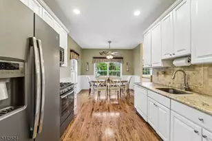 301 Cambridge Dr, Butler, NJ 07405 - Photo 5