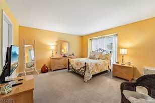 301 Cambridge Dr, Butler, NJ 07405 - Photo 15