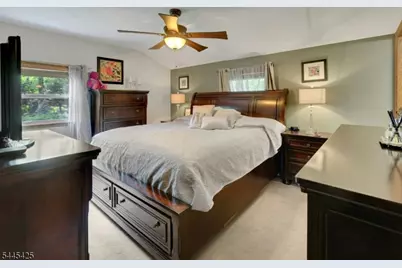 3 S Hillside Dr, Mount Olive, NJ 07828 - Photo 9
