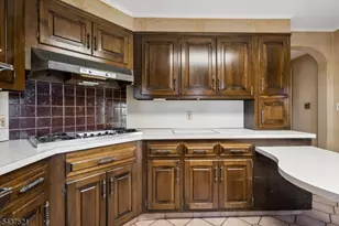 346 Harding Dr, South Orange, NJ 07079 - Photo 9