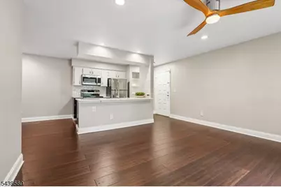 74 Marlowe Ct, Franklin Township, NJ 08873 - Photo 3
