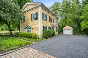 86 Washington St, Rocky Hill, NJ 08553 - Photo 3