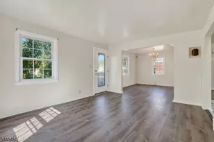 2761 Spruce St, Union Township, NJ 07083 - Photo 9