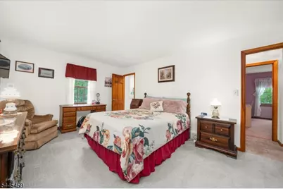 11 Meadow Brook Rd, Raritan Township, NJ 08822 - Photo 13